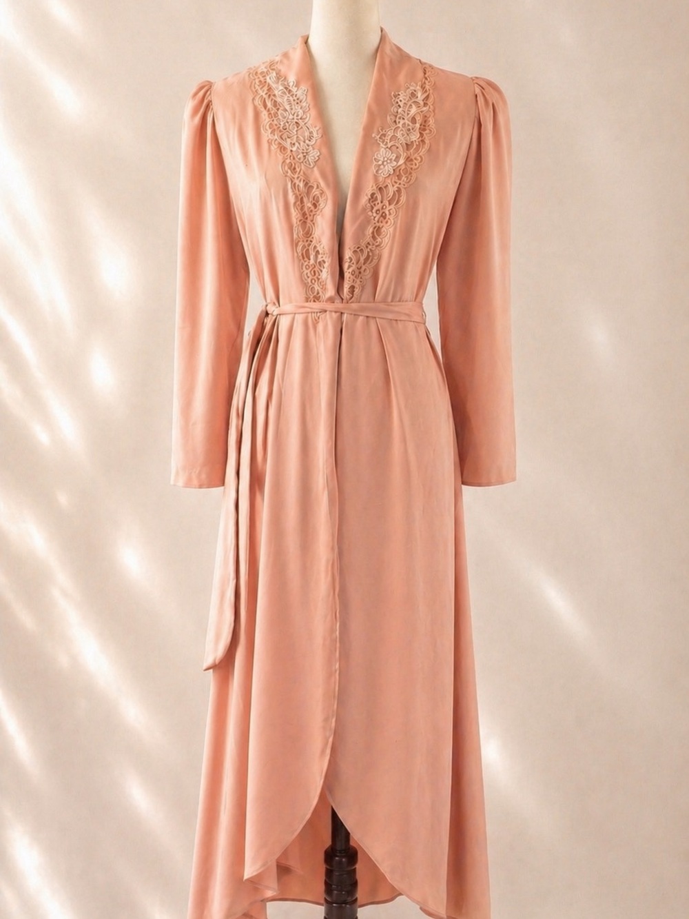 Vintage Victoria’s Secret Gold Label Lace Boudoir Robe Pink Small